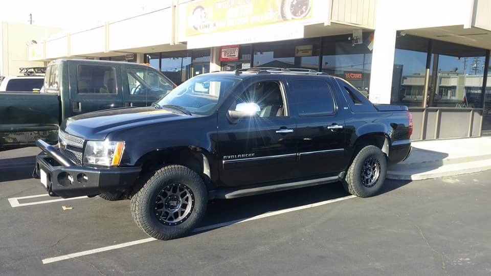 2010 Chevy Avalanche 3" Level Kit, 285/70R17 Toyo Open Country ATII Tires(33" Tall) 17X8.5 XD Series Bully Matte Gray w/Black Ring